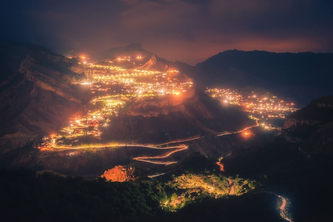 电影《有朵云像你》上海超前观影场与浪漫见面会 观众有笑有泪夸奖屈楚萧王子文甜度爆表